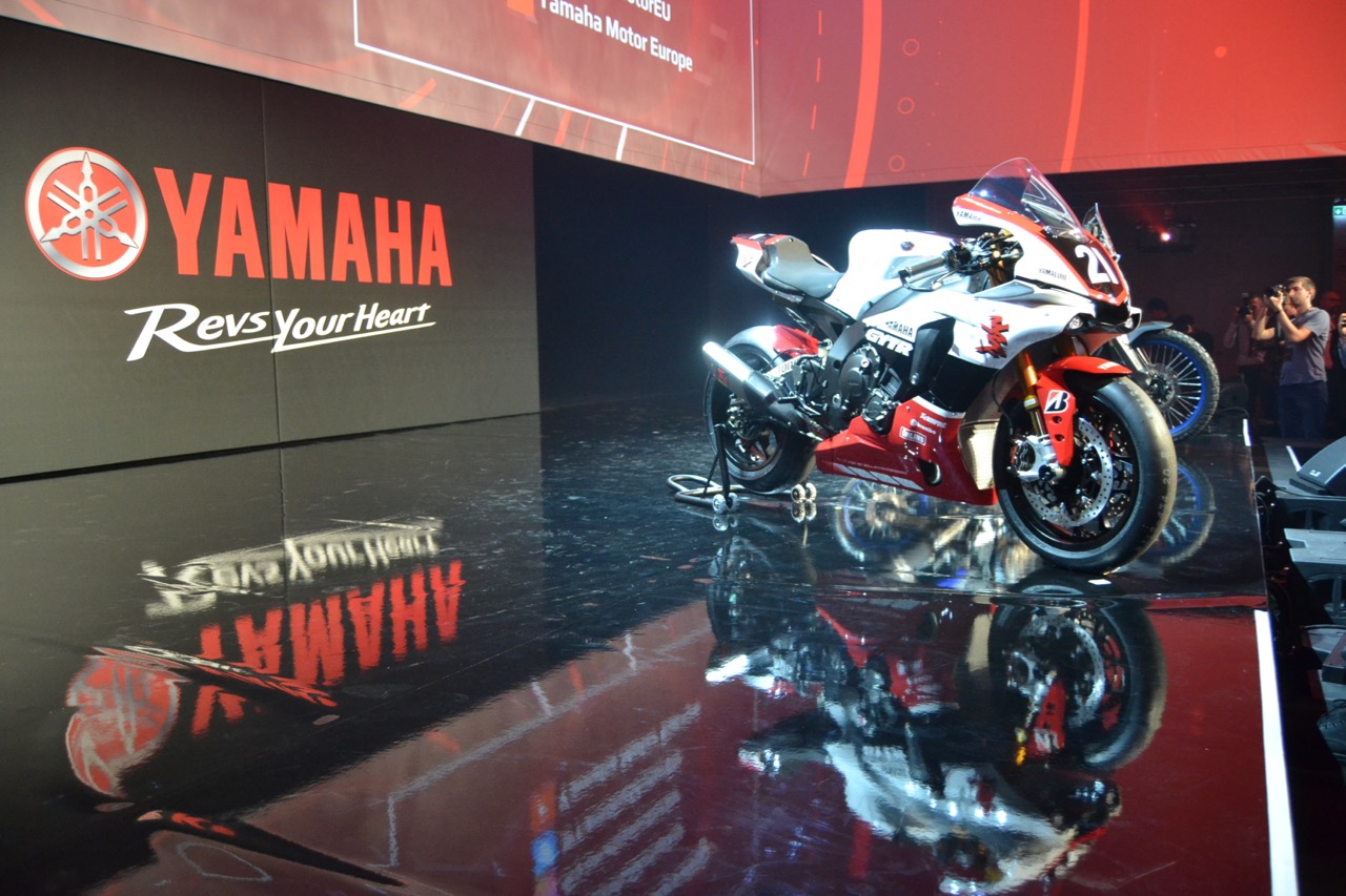 FOTOS: A Yamaha celebra o 20º aniversário da R1 com uma YZF-R1 de  especificação GYTR – MOTOMUNDO
