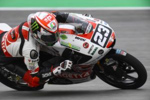 Moto3: Antonelli lidera e Fenati passa por pouco para Q2 thumbnail