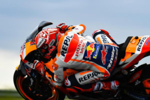 MotoGP, FP4: Marquez termina no topo apesar de uma queda thumbnail