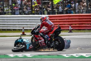 MotoGP: Tudo bem com Dovizioso após queda em Silverstone thumbnail