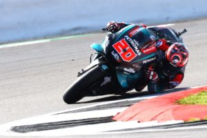 MotoGP: Yamaha Petronas SRT à frente do Dia 1 em Misano thumbnail