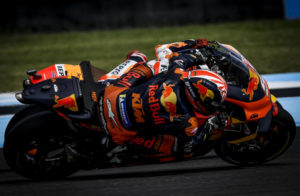 MotoGP: Q1 deixa 2 KTM 1º e 2º, Oliveira em 16º na grelha thumbnail