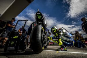 MotoGP: Equipas de MotoGP prontas para os testes de segunda-feira thumbnail