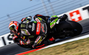 SBK: Rea estrondoso de novo à frente na FP3 thumbnail