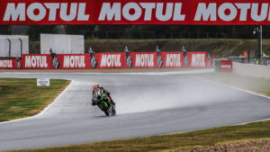 Magny-Cours, SBK: Rea faz Superpole encharcada thumbnail