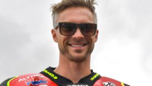 SBK,Magny-Cours: Camier regressa à Honda thumbnail