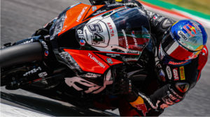 Magny-Cours, SBK: Razgatlioglu domina pista ainda a secar na FP3 thumbnail