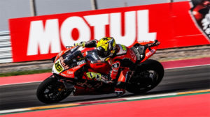 SBK, San Juan: Bautista ainda mais rápido na FP2, lidera de novo thumbnail