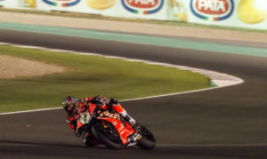 SBK, Qatar: Davies recupera e lidera FP2 thumbnail