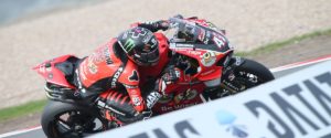 BSB: Pole para Redding em Donington thumbnail