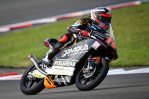 Moto3, Malásia: Arenas impõe-se no Warm up thumbnail