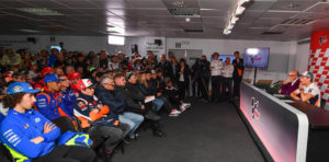 MotoGP, Valencia: Lorenzo despede-se do Mundial thumbnail