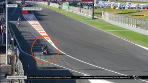 MotoGP, Valencia: Bagnaia fora após queda no Pit Lane thumbnail