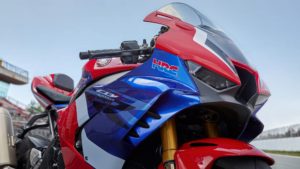 A Versão SBK da HONDA CBR1000RR-R SP de 2020 será apresentada no Japão a 21 de fevereiro thumbnail