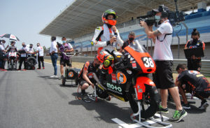 CEV Repsol, 2020: Salvador lidera Warm up nas Moto3 thumbnail