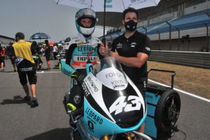 CEV Repsol Moto3: Artigas lembra Kiko antes de vencer no Estoril thumbnail