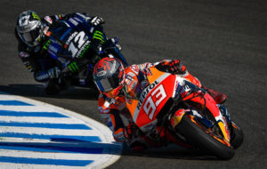 MotoGP, 2020: Márquez impõe-se a Viñales na FP1 thumbnail