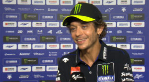 MotoGP, Áustria, acidente, Rossi: “Temos que rezar a agradecer a alguém…” thumbnail