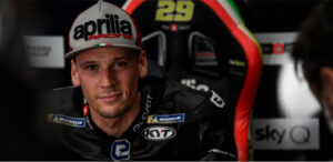 MotoGP, 2020, Valência: Savadori substitui Smith na Aprilia thumbnail