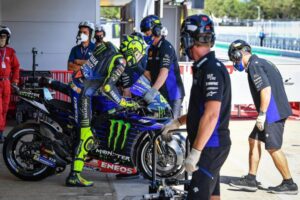 MotoGP, 2020, Valência: Yamaha penalizada, perde pontos de construtor e equipa thumbnail