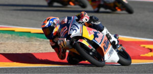 MotoGP, Red Bull Rookies: Acosta reina mais uma vez em Aragón thumbnail