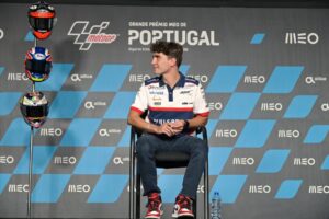 Moto3, 2020, Portimão, Dixit: Arenas sobre o título: “Uff, foi incrível!” thumbnail