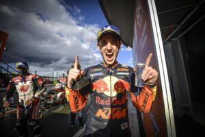 MotoGP, 2020, Europa: Pol Espargaró (pole): “Vi o Oliveira e percebi que podia fazer a pole” thumbnail