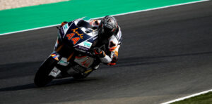 Moto2, 2021, Qatar: Canet lidera TL3 sem igualar Lowes thumbnail